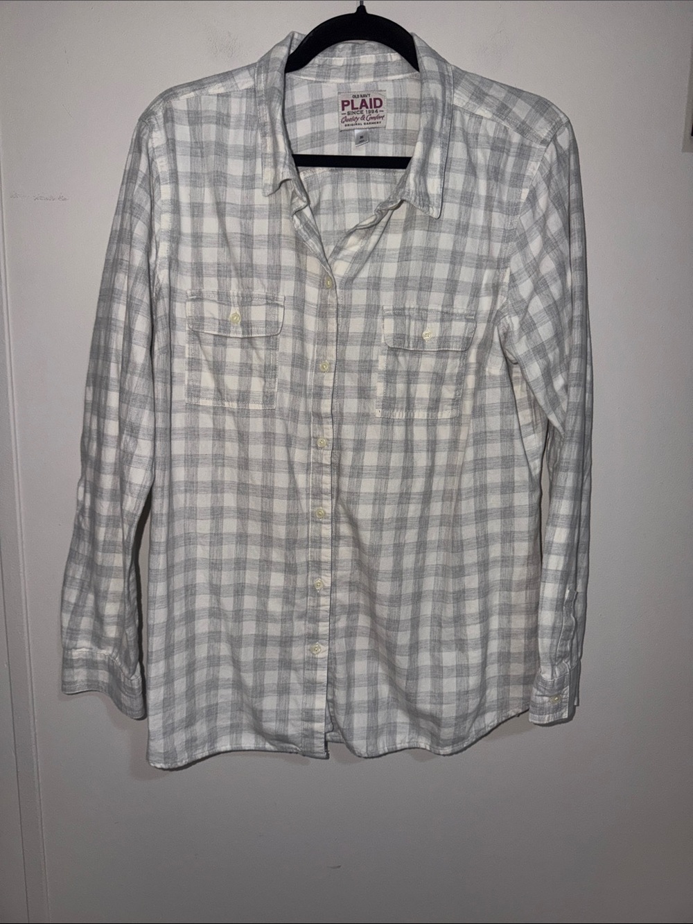 Old Navy White and Gray Plaid Long-Sleeve Button-Down Shirt